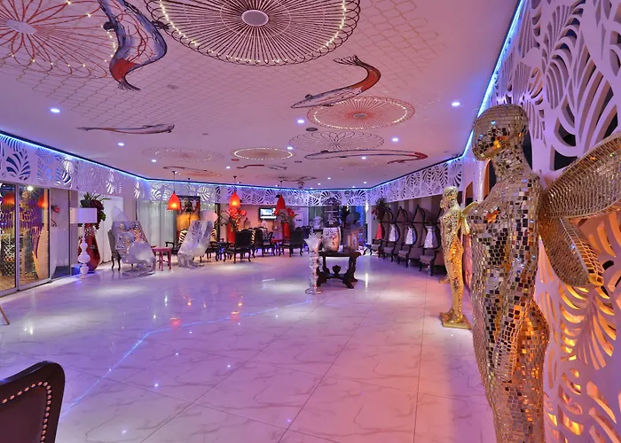 Club Anjeliq ホテル 5*