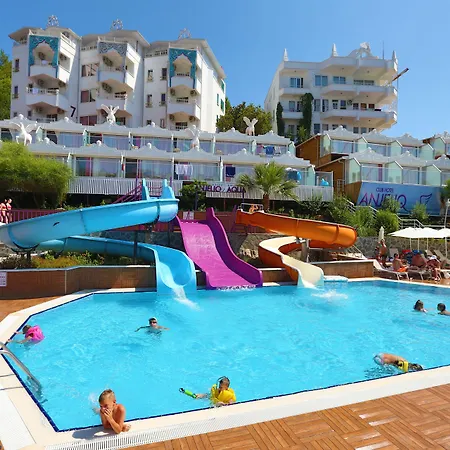 Club Anjeliq فندق ألانيا