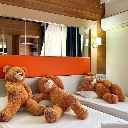 Club Anjeliq Hotel