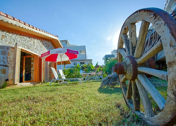Club Anjeliq Hotel